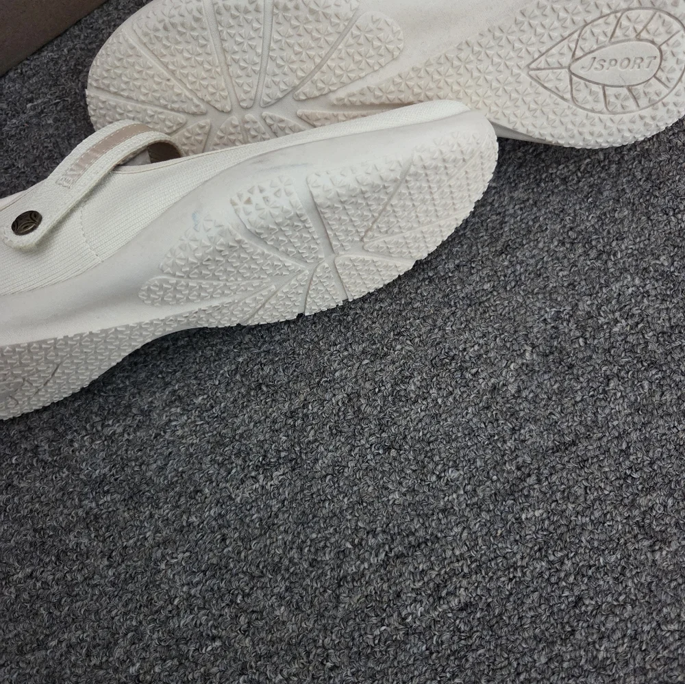 JSport Elegant Cream Mary Jane Flats In Size 10 New With Box - Picture 6 of 12